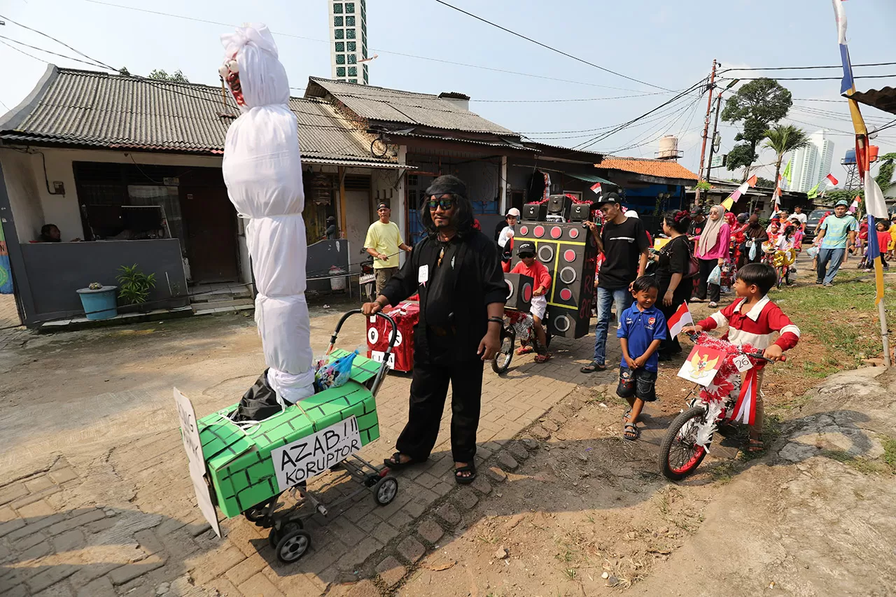 Semarak Karnaval Warga...