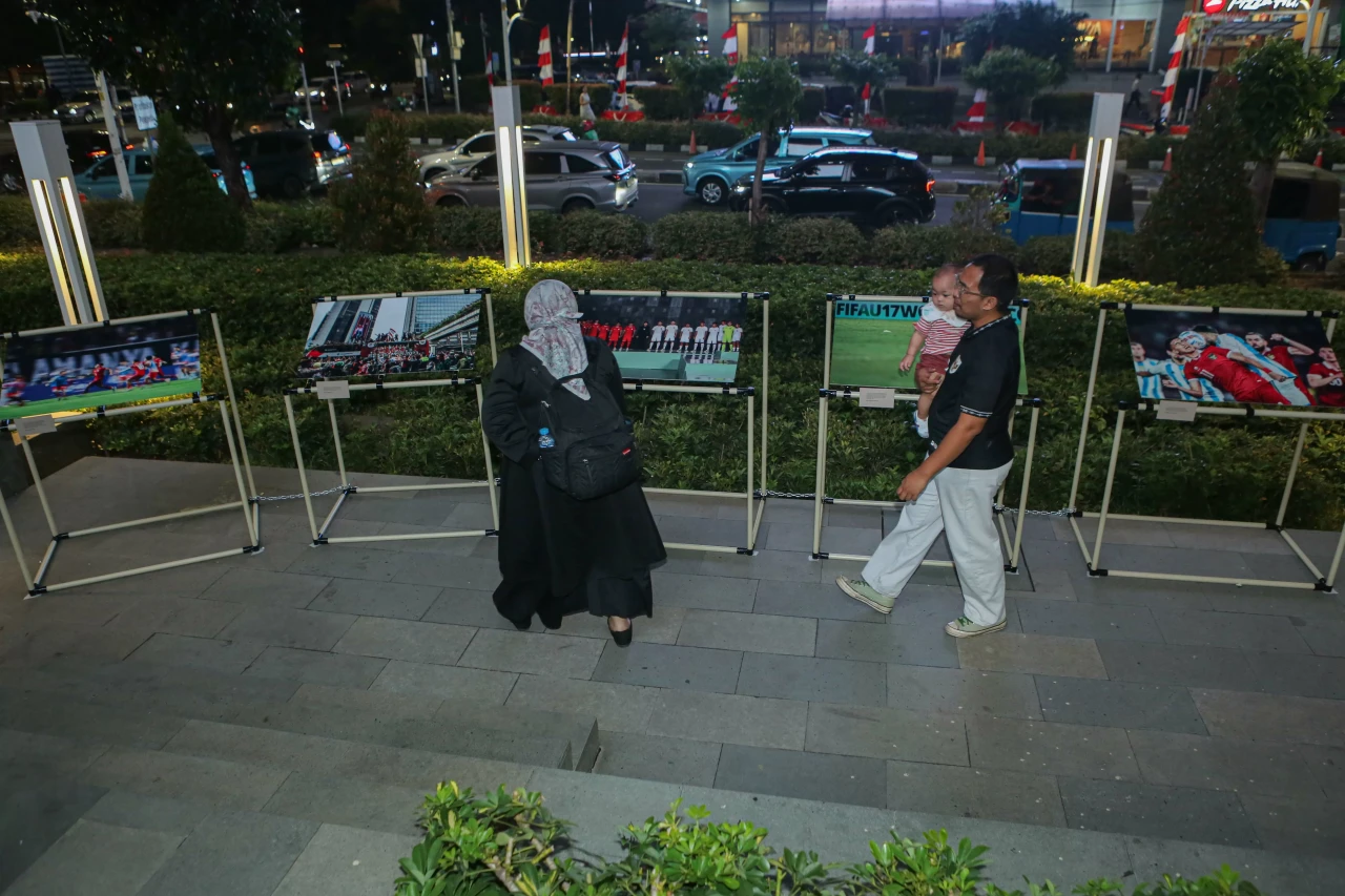Pameran Foto Dua Tahun...