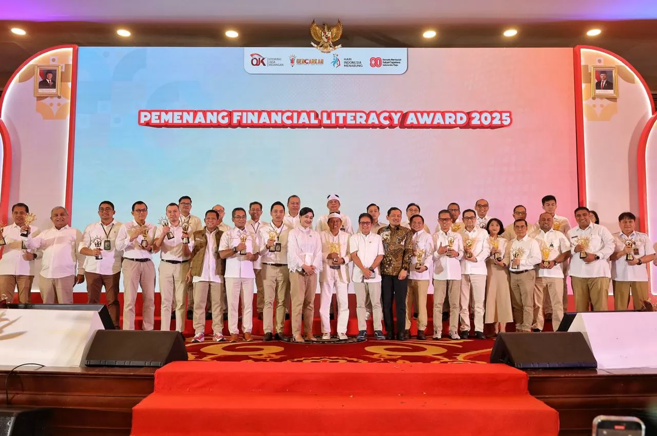 BNI Raih Dua Penghargaan...
