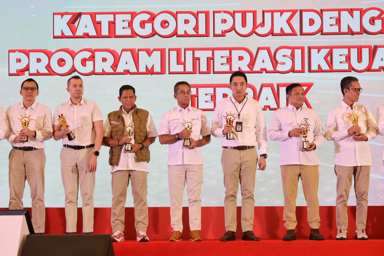 BNI Raih Dua Penghargaan...