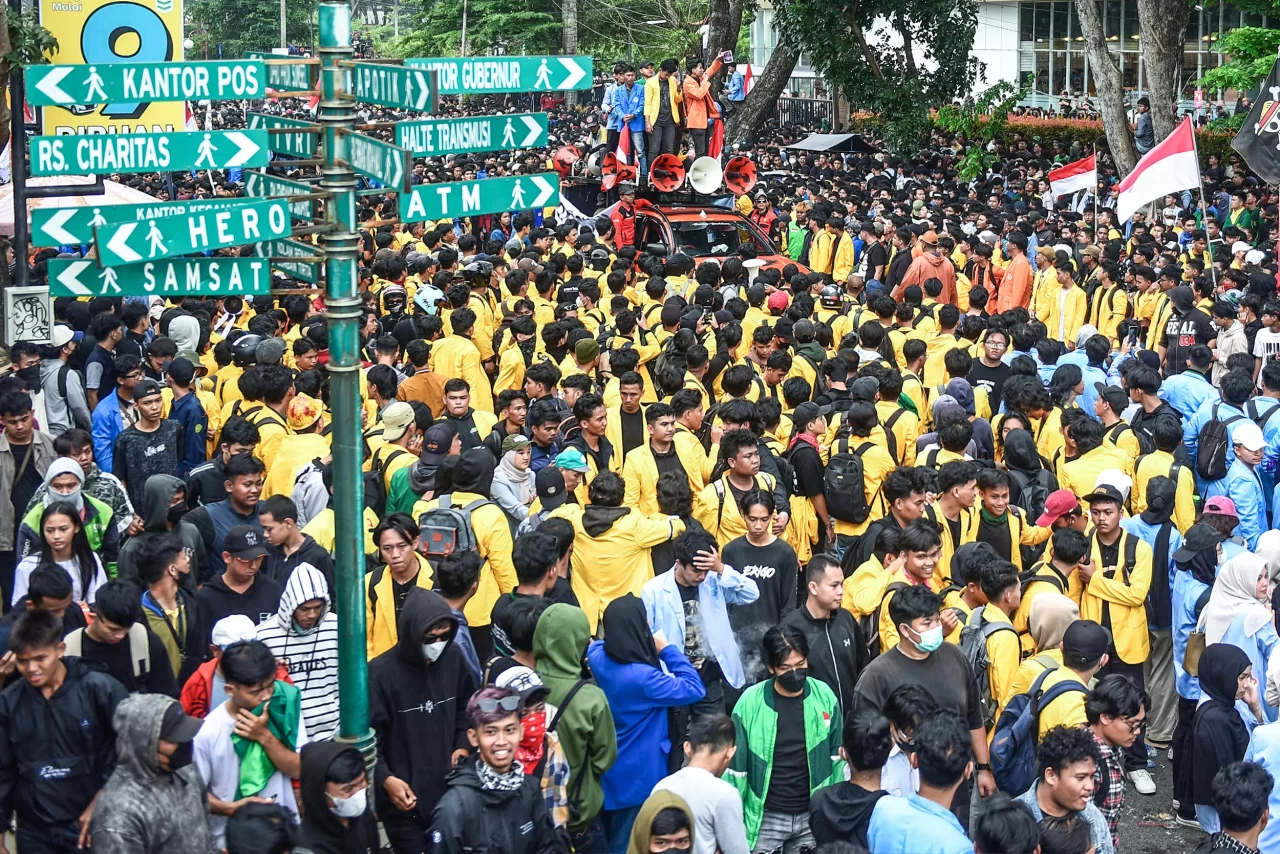 Potret Aksi Damai Mahasiswa...