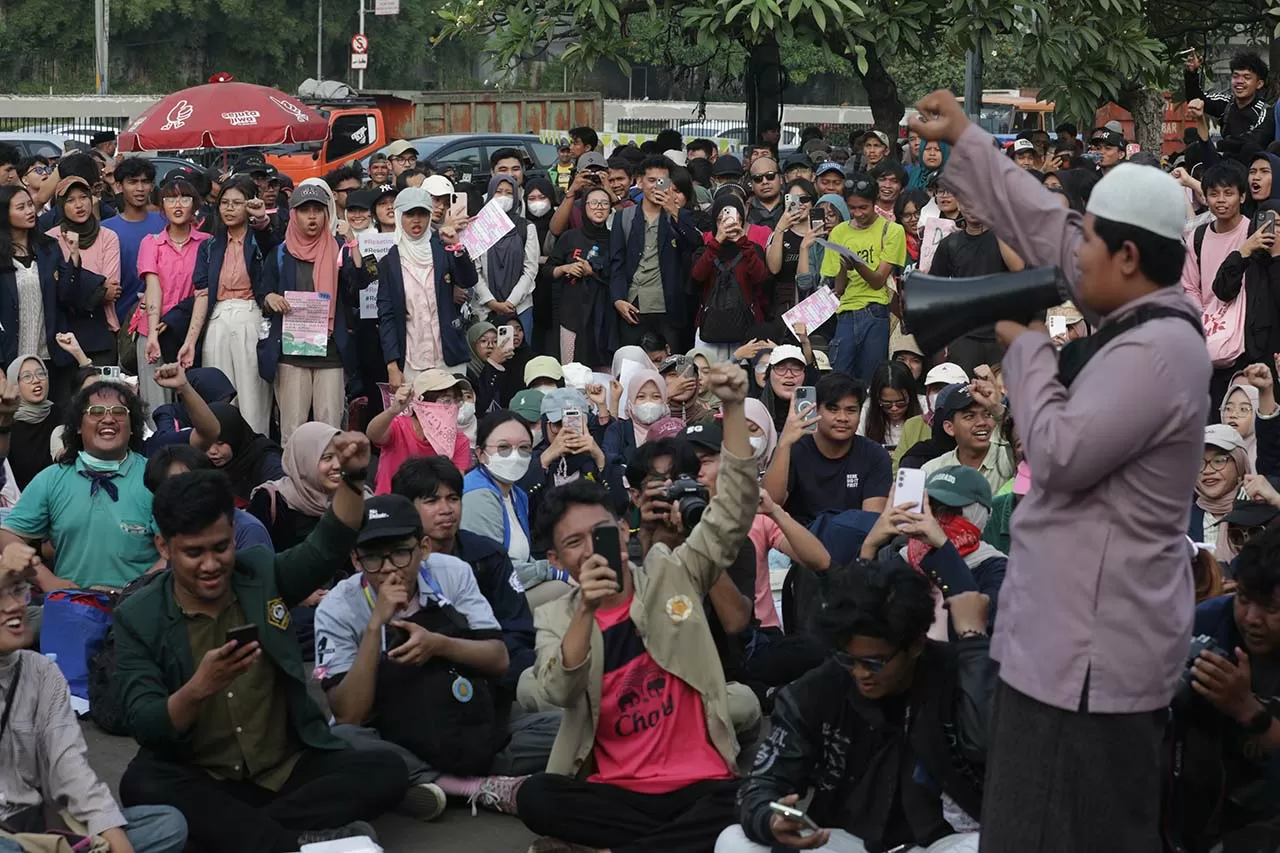 Mahasiswa dan Masyarakat...