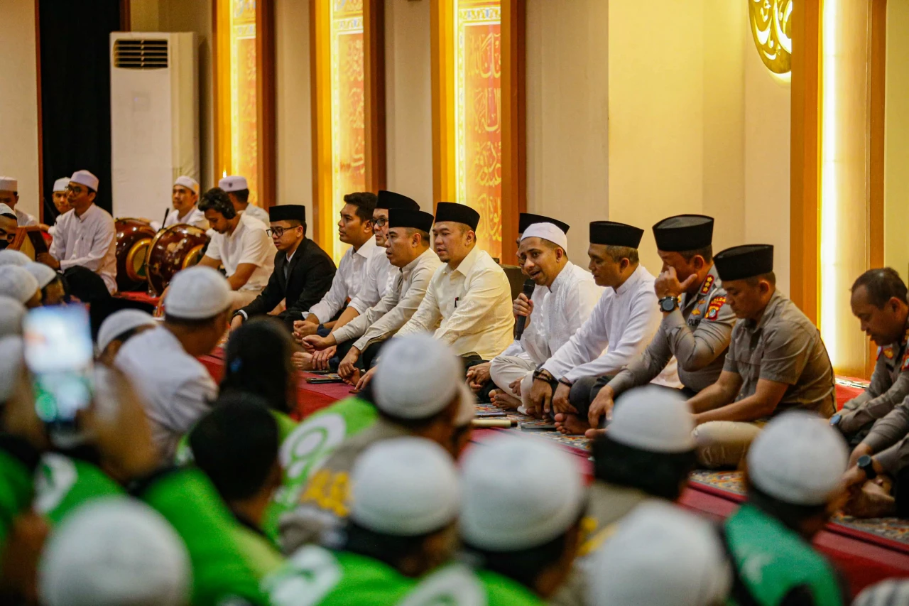 Doa Bersama Pengemudi...