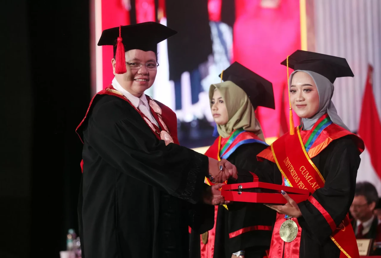 Wisuda ke-11 UPJ Usung...
