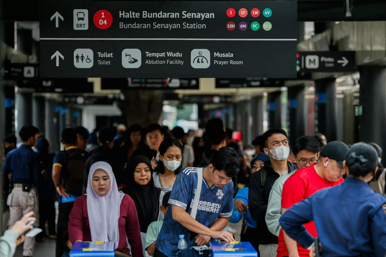 Perbaikan Rampung, Halte...