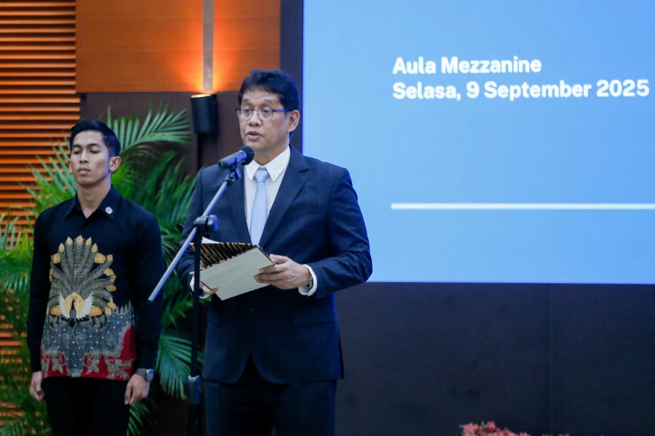 Sertijab Menteri Ekonomi,...