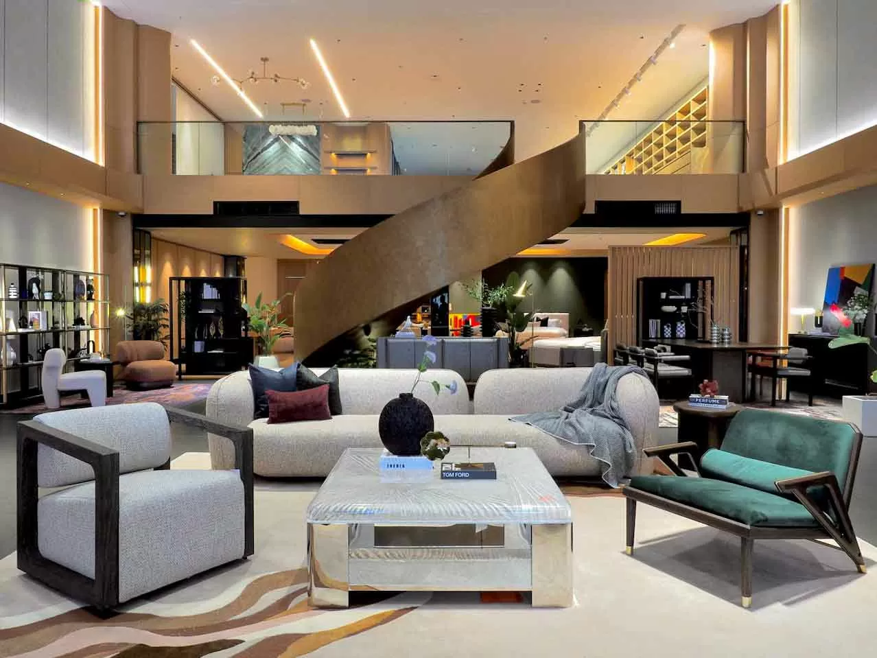 Showroom Furnitur Lokal...