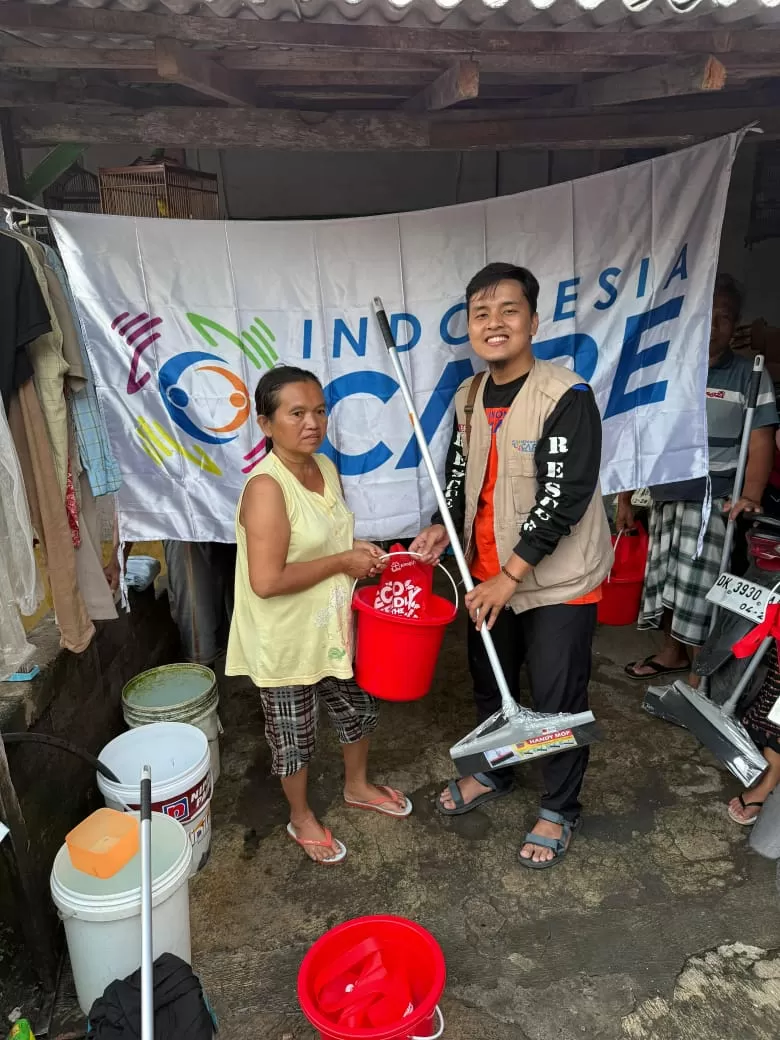 Indonesia CARE Salurkan...