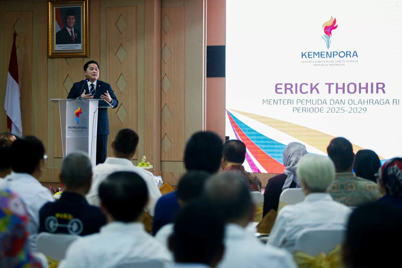 Erick Thohir Resmi Gantikan...
