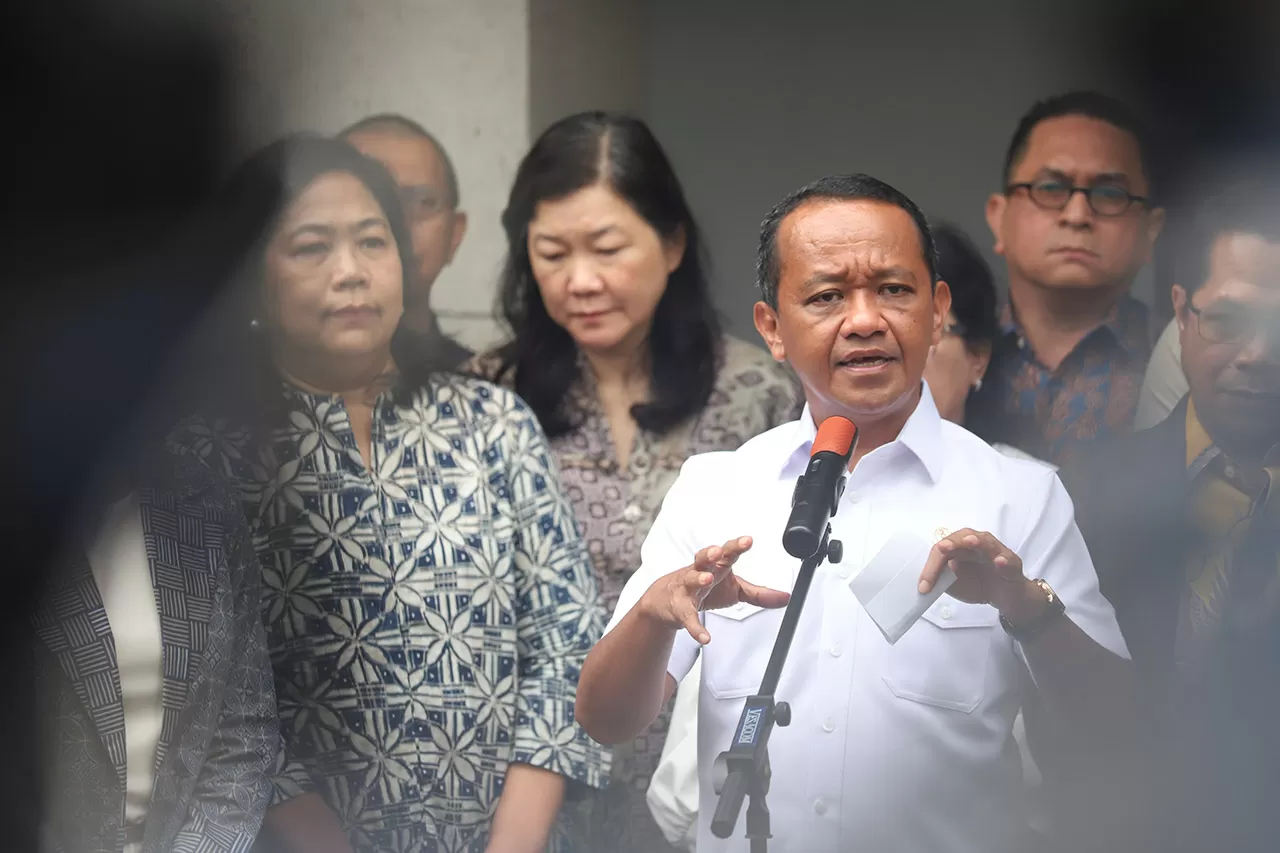 Menteri ESDM Bahlil:...