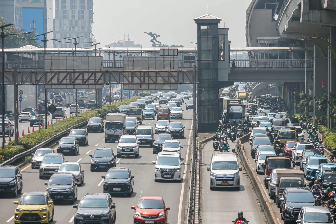 Suasana Tenang Jalan...
