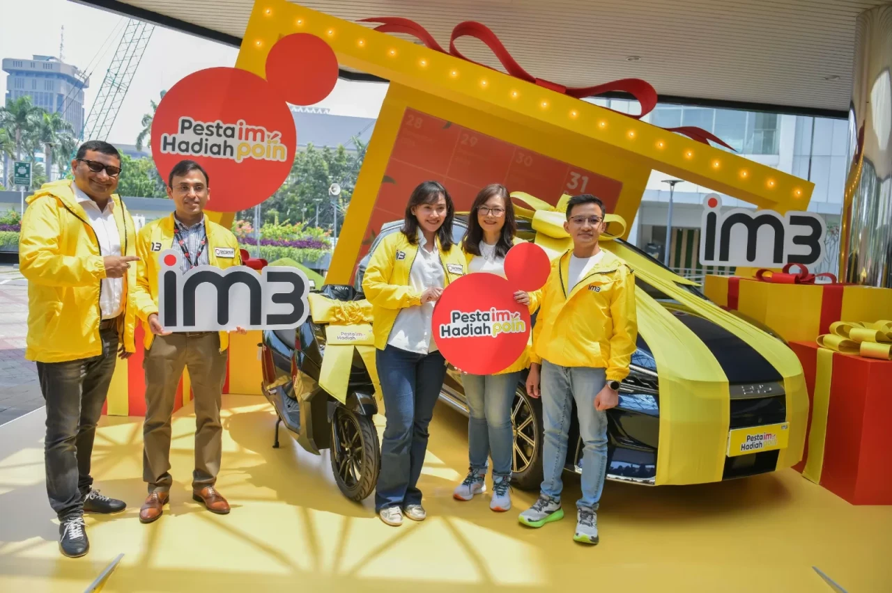 Indosat Luncurkan Program...