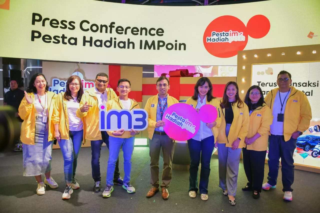 Indosat Luncurkan Program...