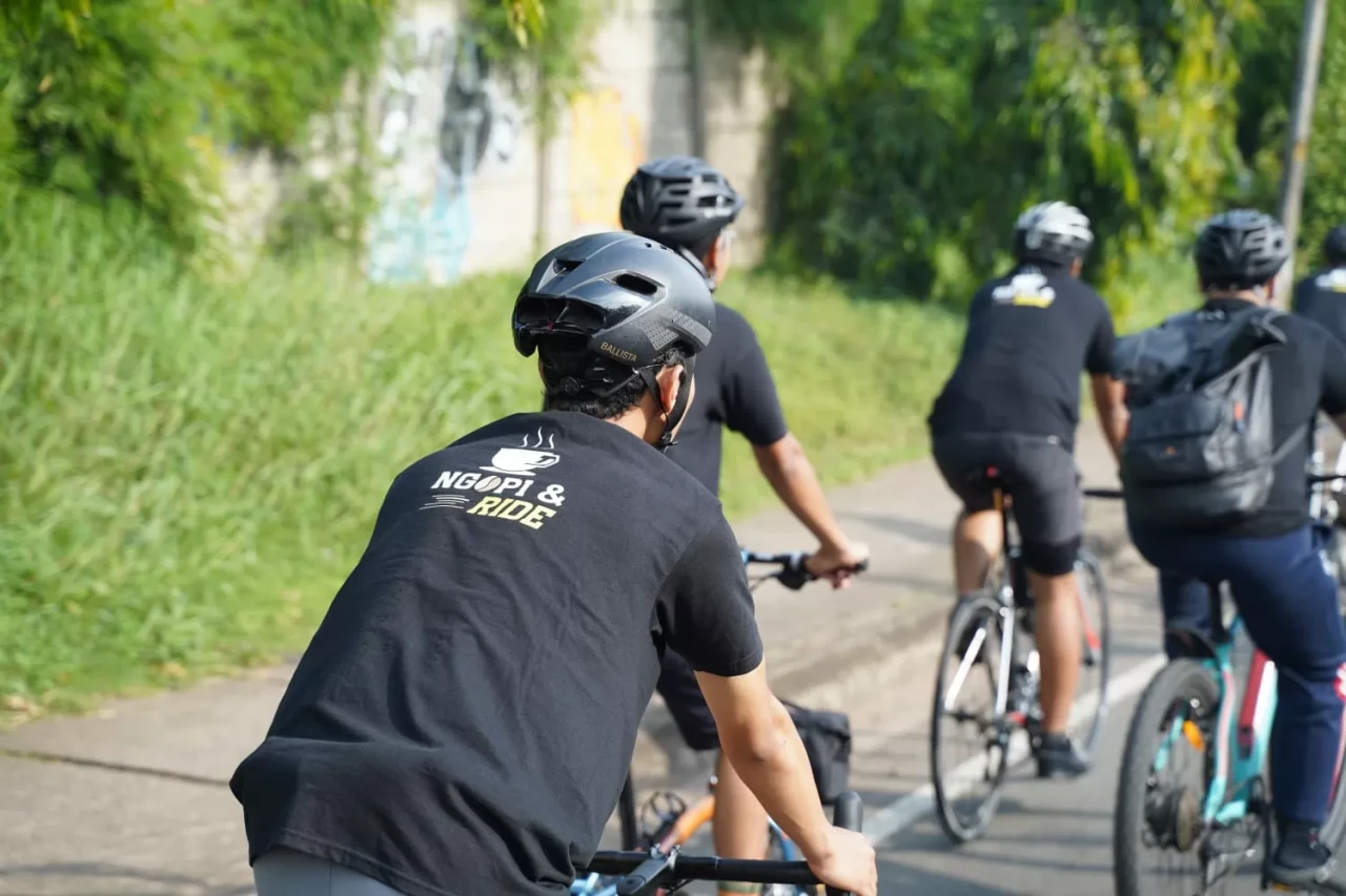United Bike Ajak Masyarakat...