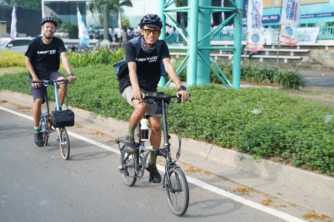 United Bike Ajak Masyarakat...