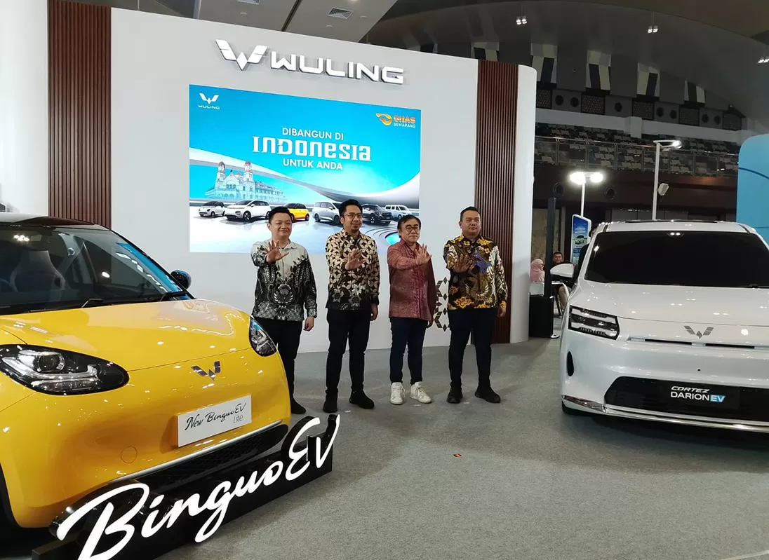 Wuling Hadirkan Produk...