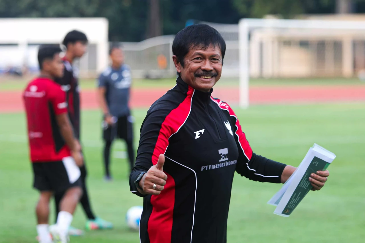 Latihan Perdana Timnas...