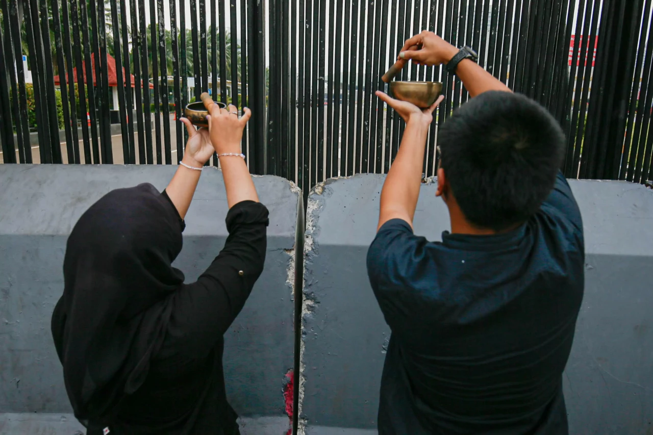Aksi Damai Mahasiswa...