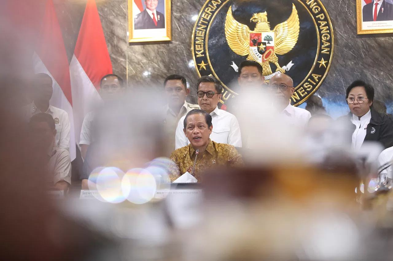 Pemerintah Gelar Rapat...