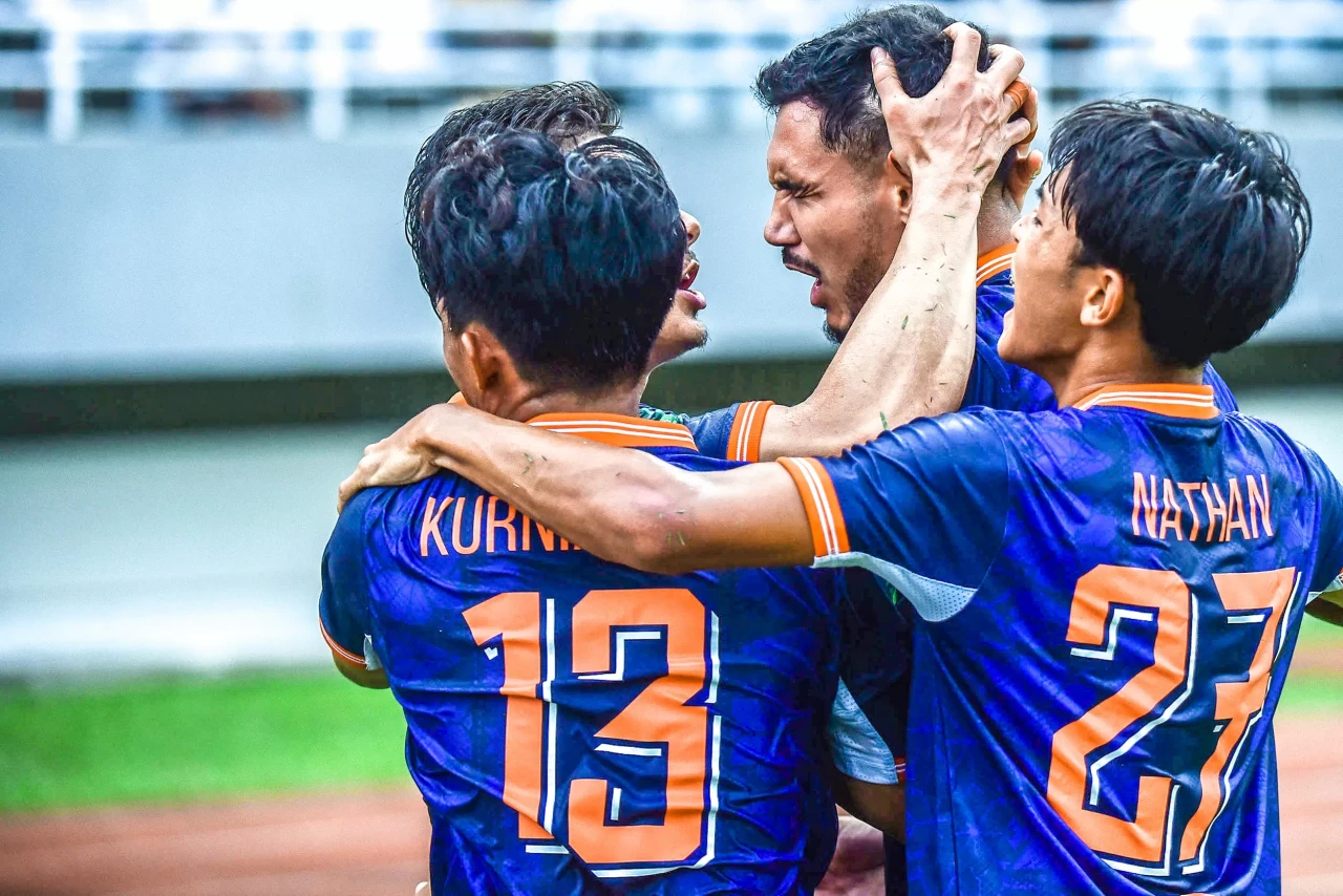Sumsel United Bungkam...