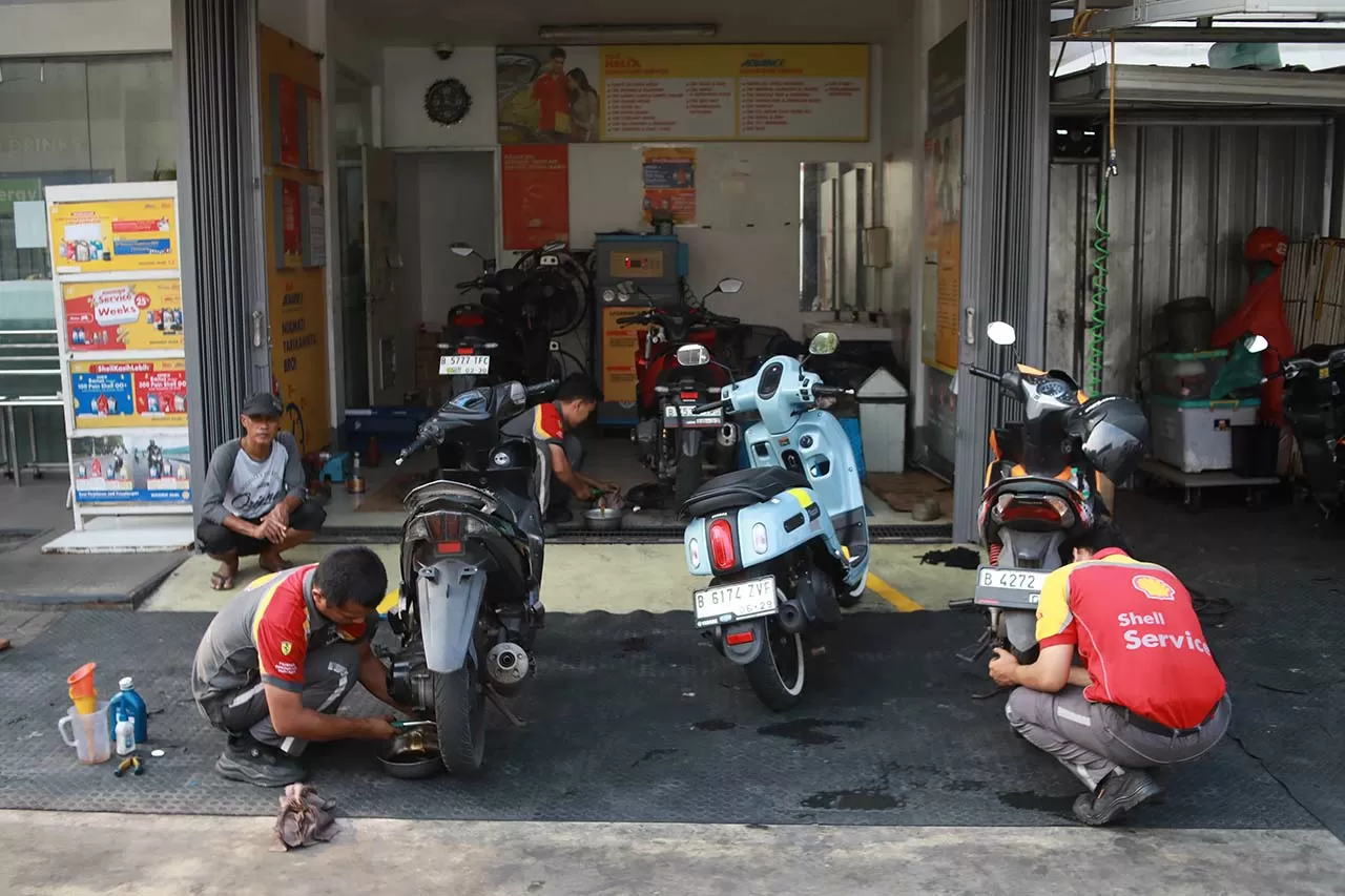 SPBU Swasta Bertahan...