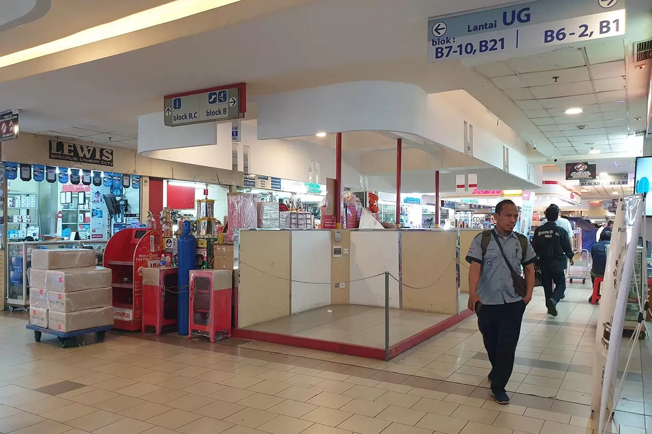 Ditinggal Pembeli, LTC...