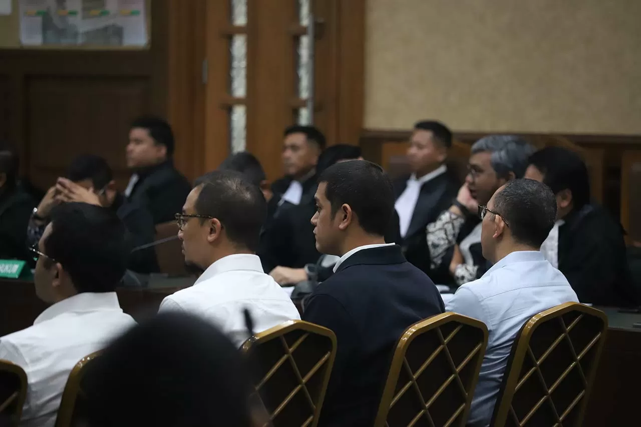 Anak Buronan Riza Chalid...