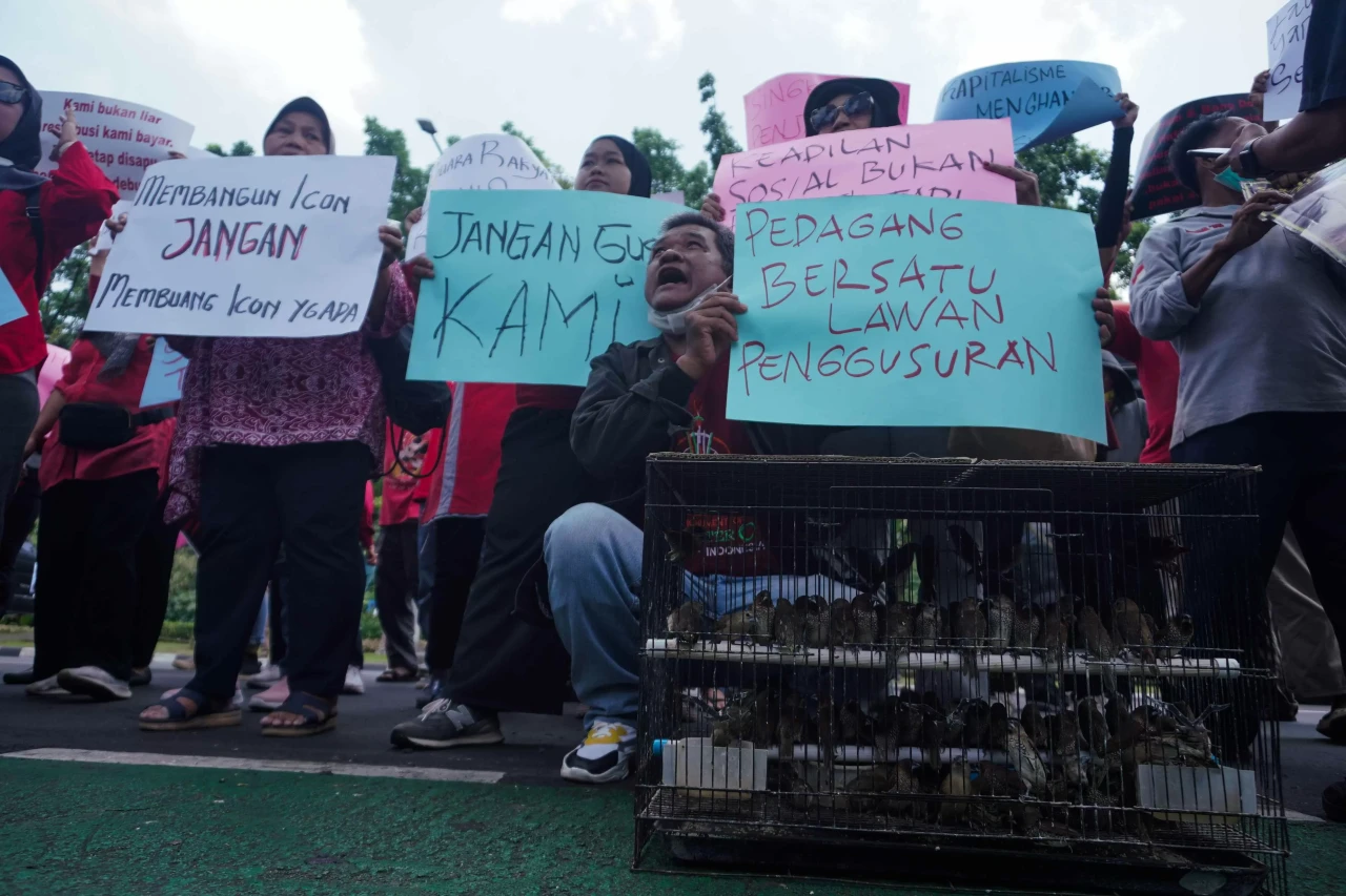 Aksi Tolak Penggusuran...