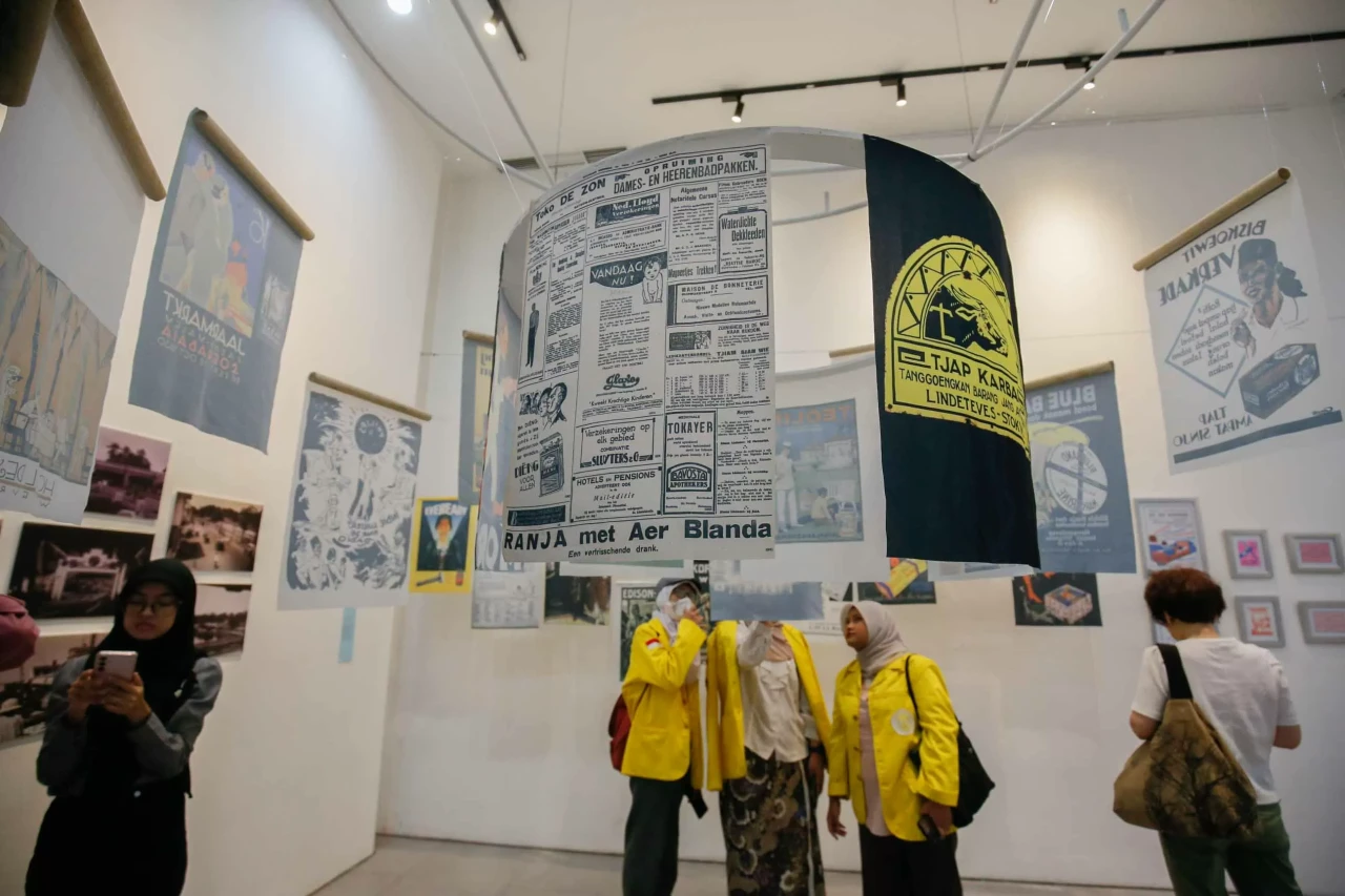 Pameran “Lo Jual Gue...