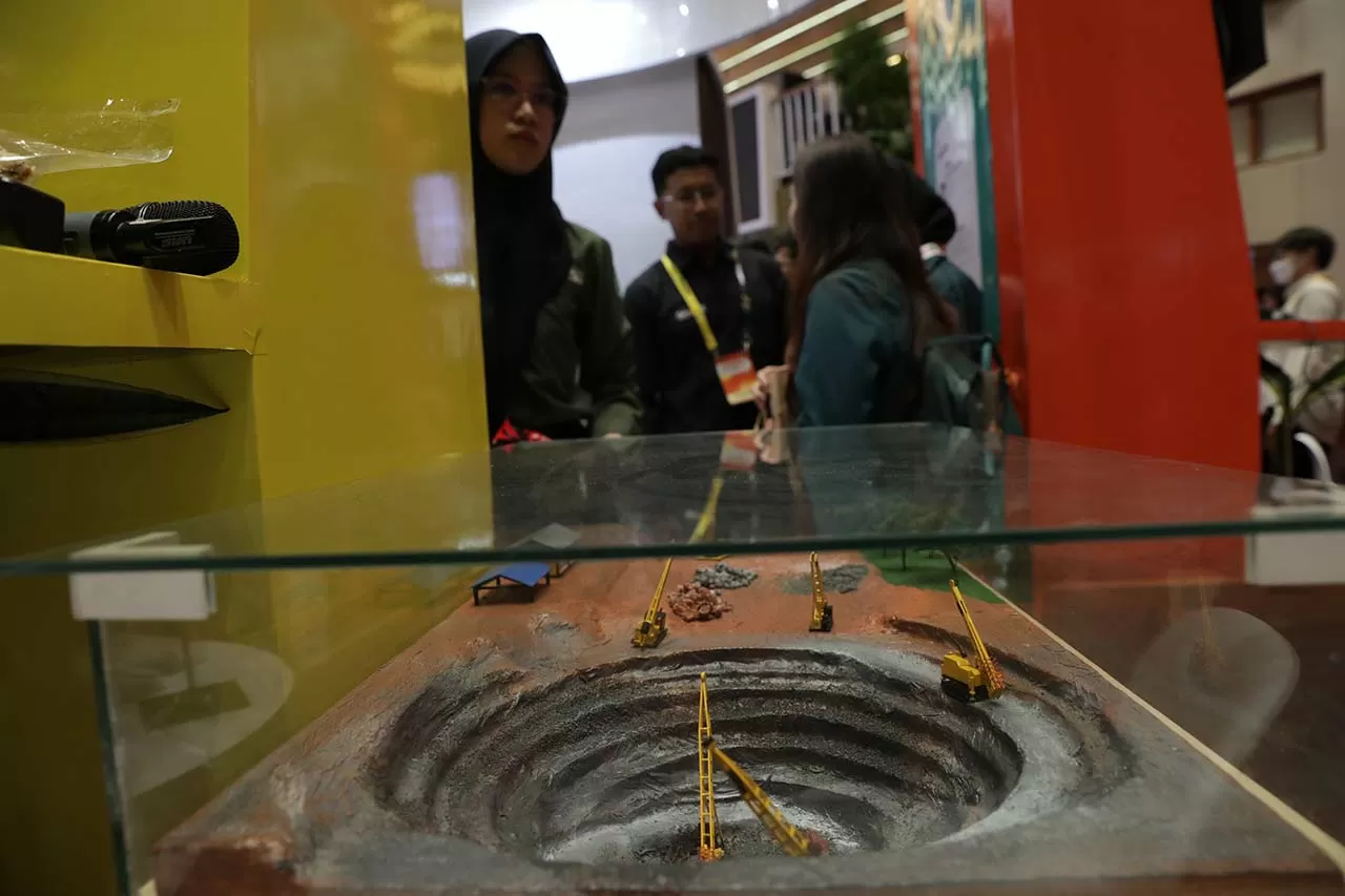 Pameran Minerba Convex...