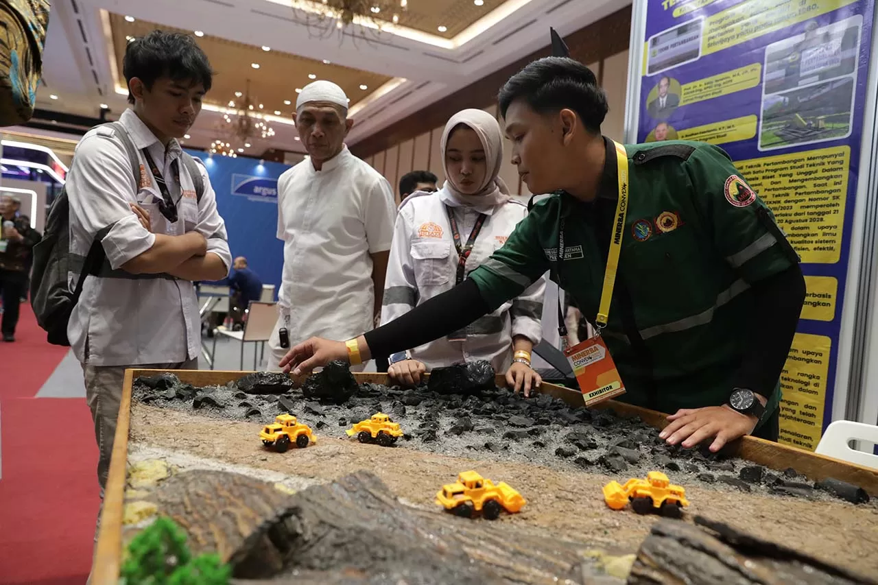 Pameran Minerba Convex...