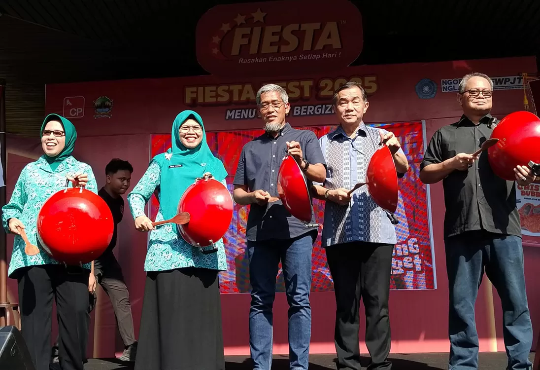 Keseruan Lomba Masak...