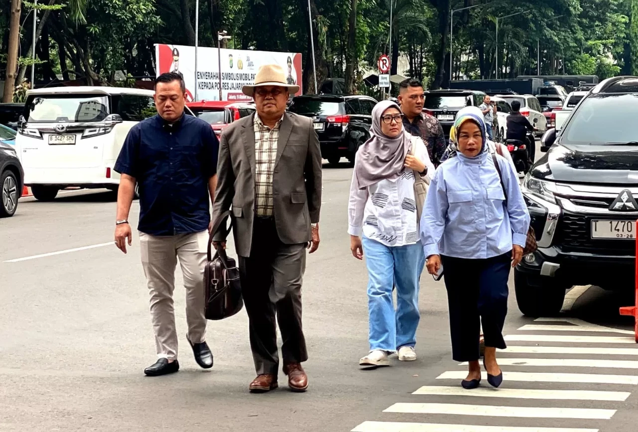 Keluarga Kacab Bank...