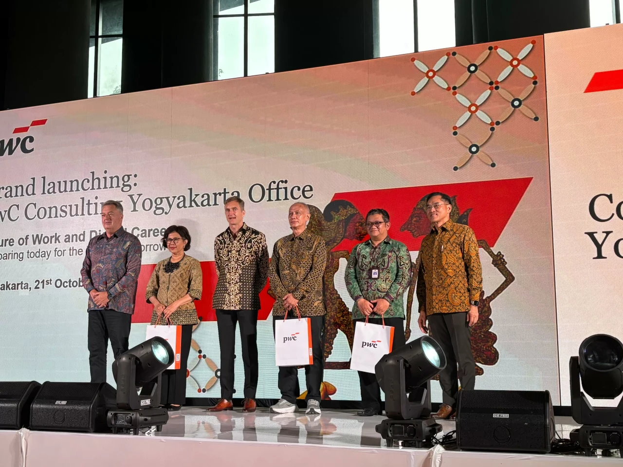 PwC Consulting Ekspansi...
