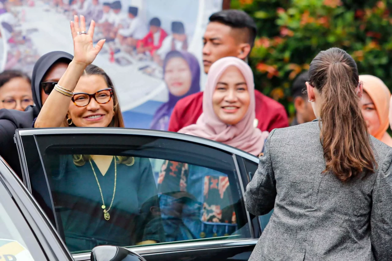 Ibu Negara Brasil Tinjau...