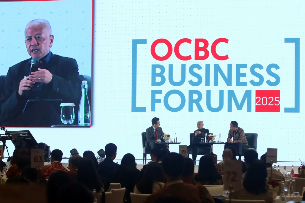 Pembukaan OCBC Business...