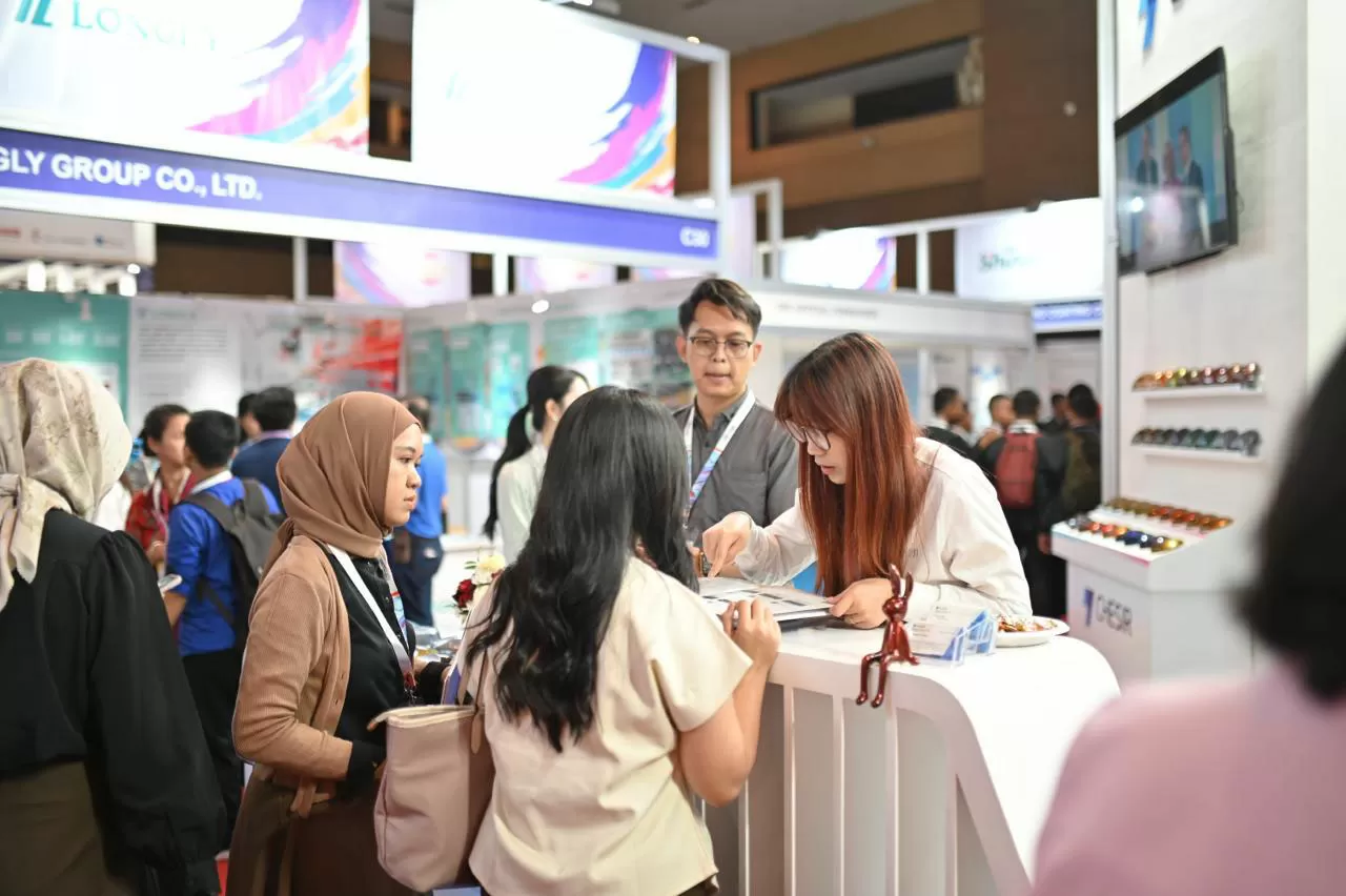 Pameran Pacific Coatings...