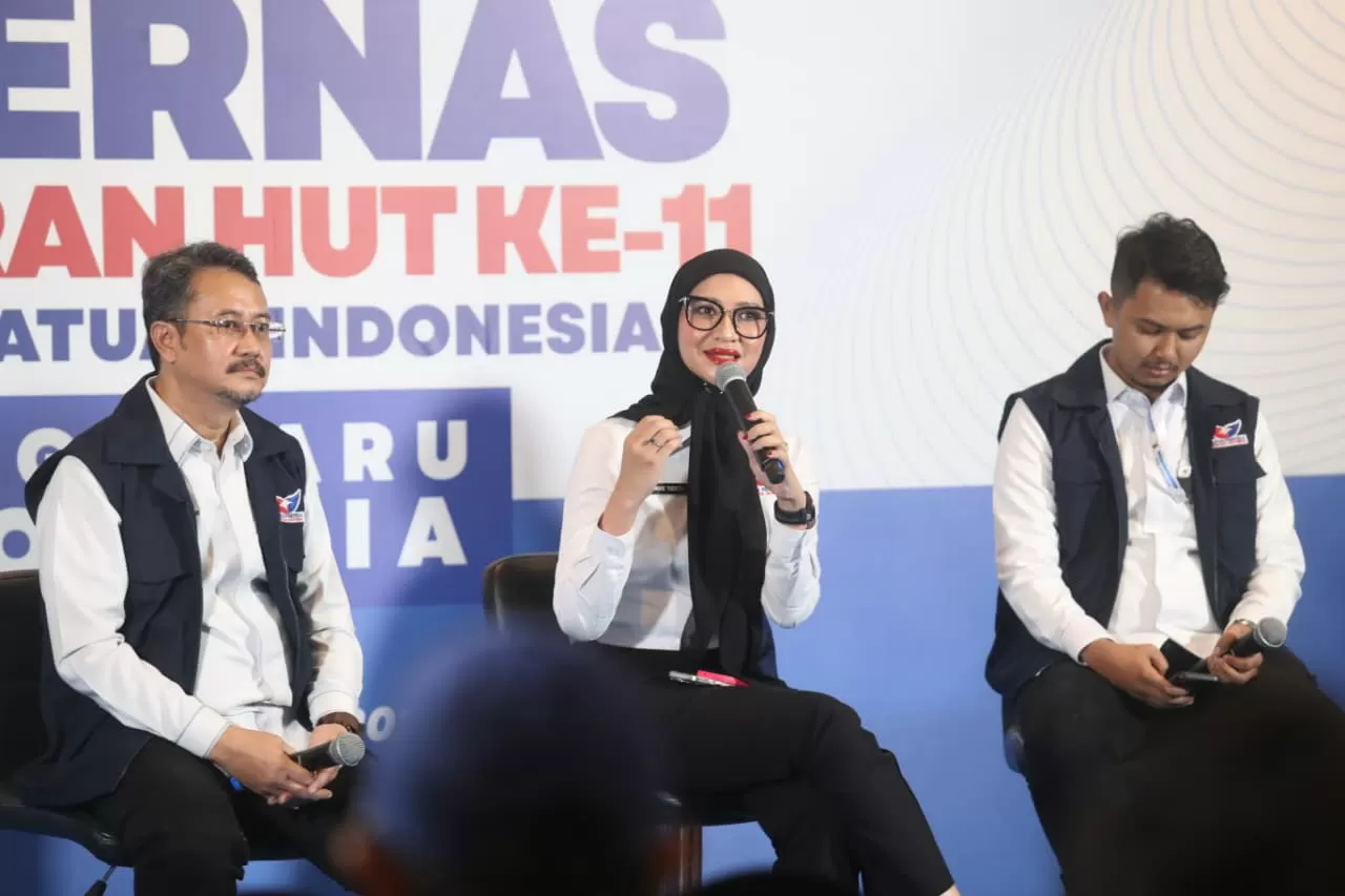 Partai Perindo Gelar...