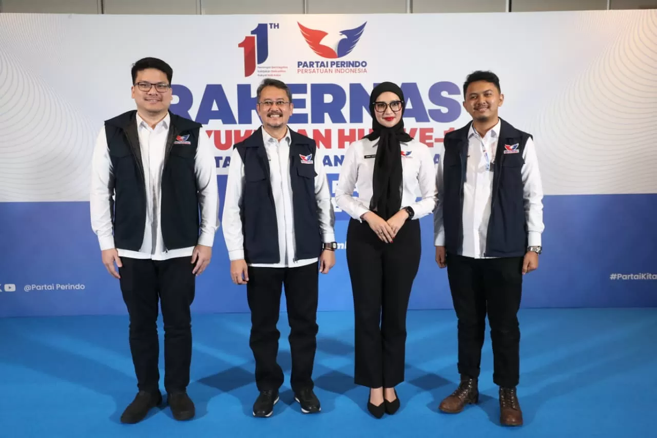 Partai Perindo Gelar...