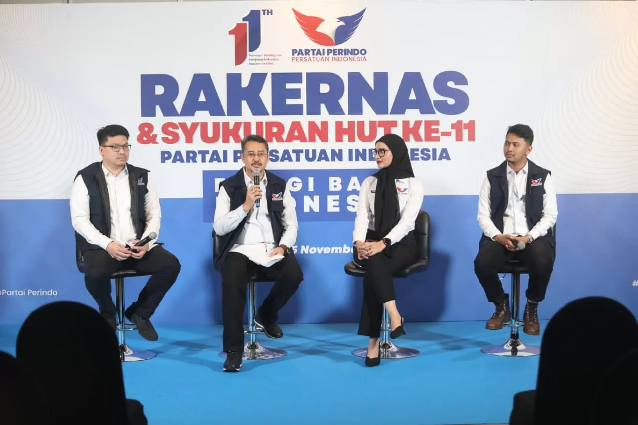 Partai Perindo Gelar...