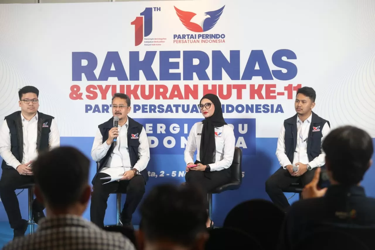 Partai Perindo Gelar...