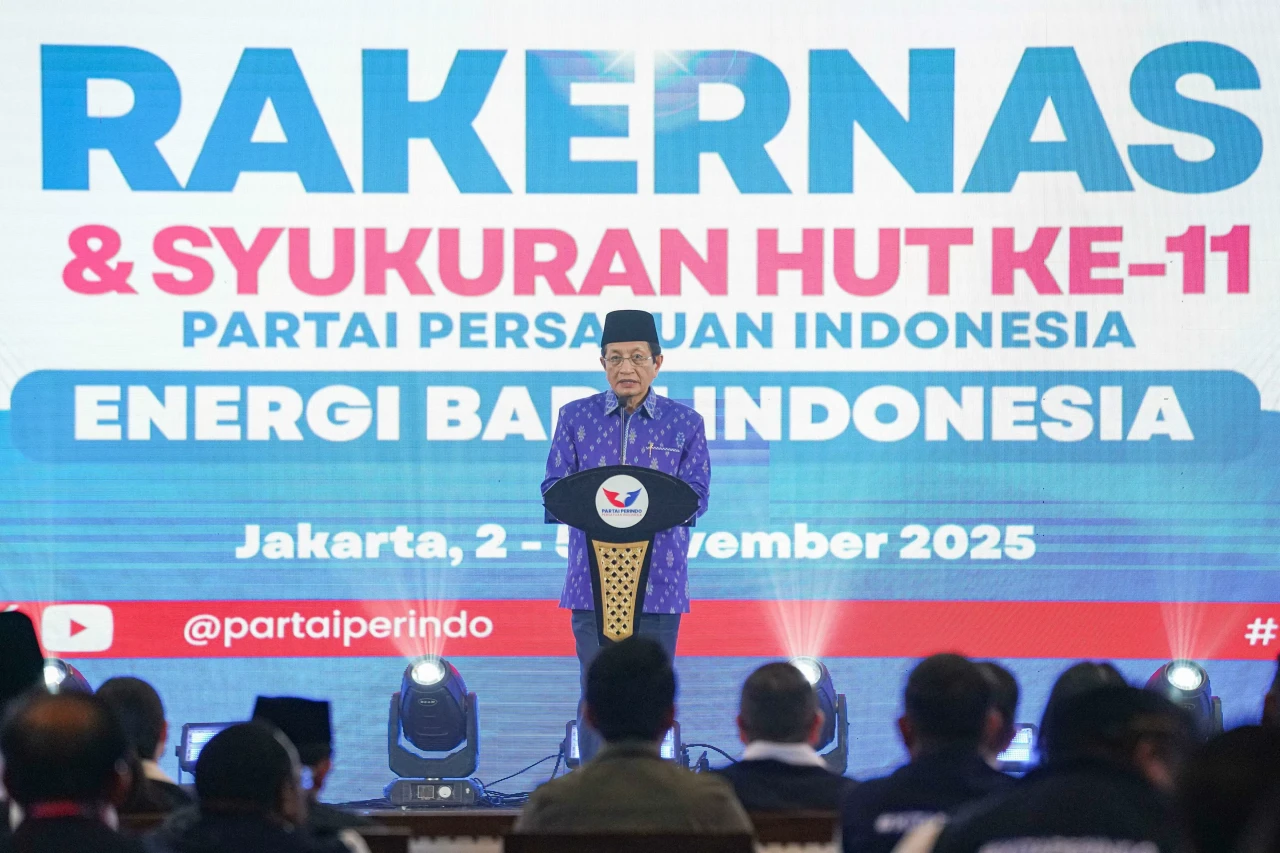 Menteri Agama Hadiri...