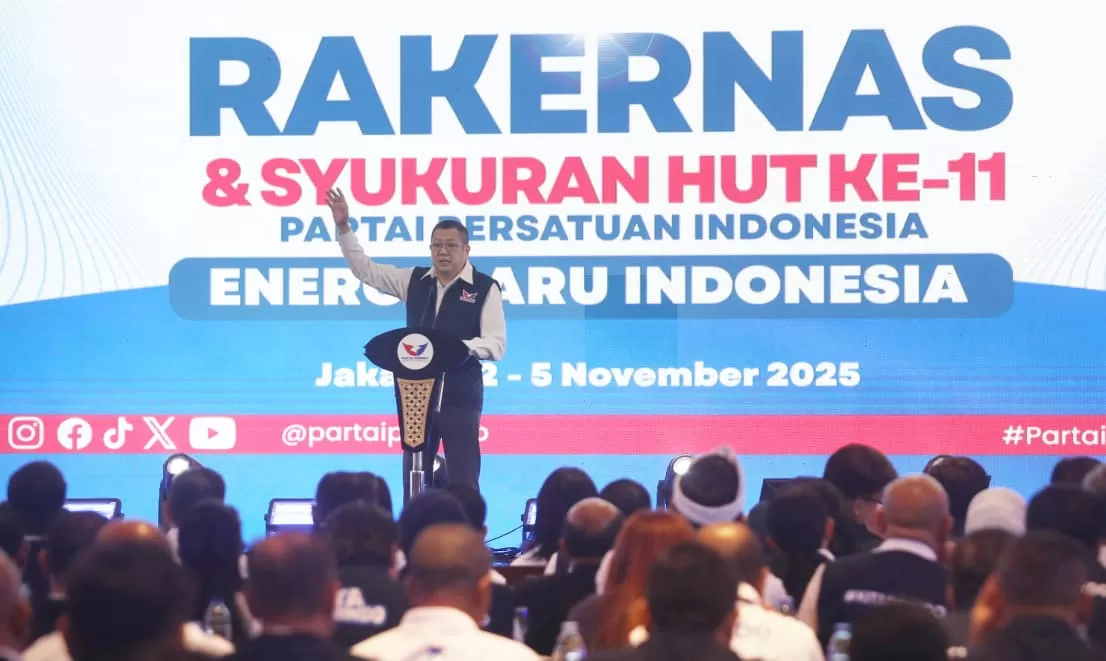 Menteri Agama Hadiri...