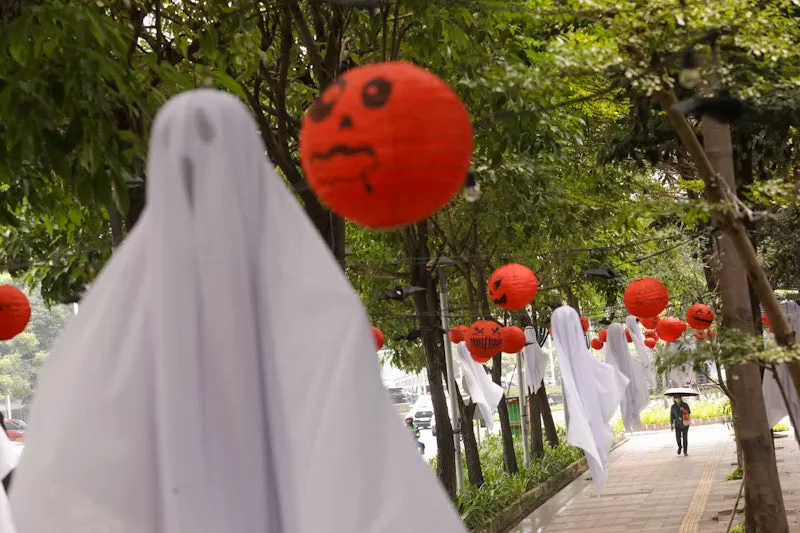 Ornamen Halloween Hiasi...
