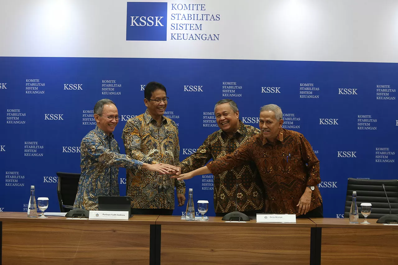 Stabilitas Keuangan...