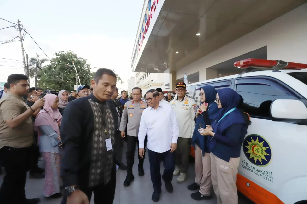 Pramono Anung Besuk...