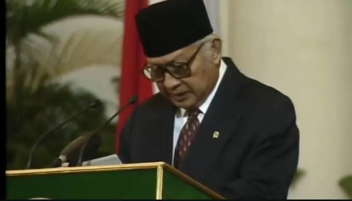 Isu Pemberian Gelar...