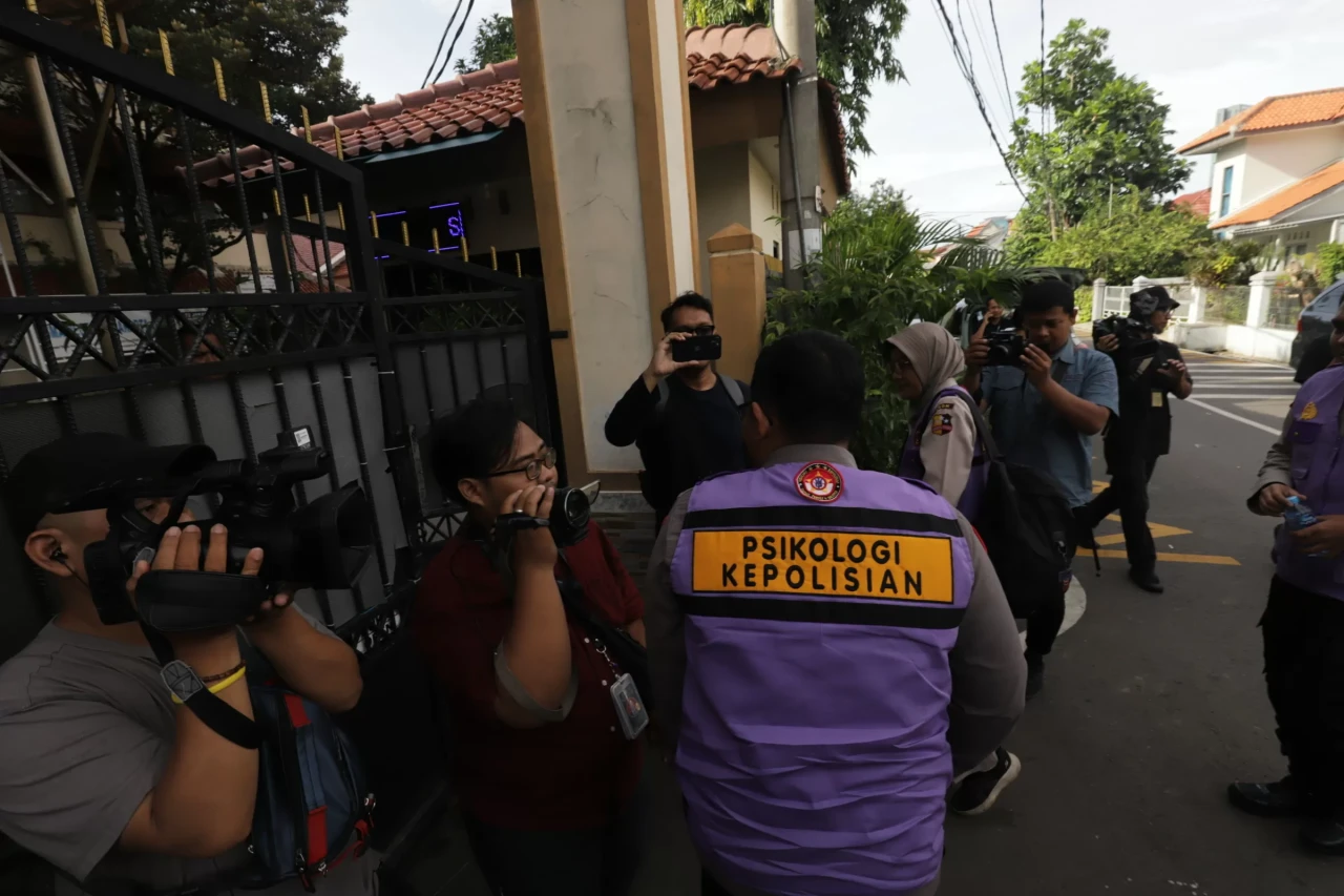 Petugas Psikologi Kepolisian...