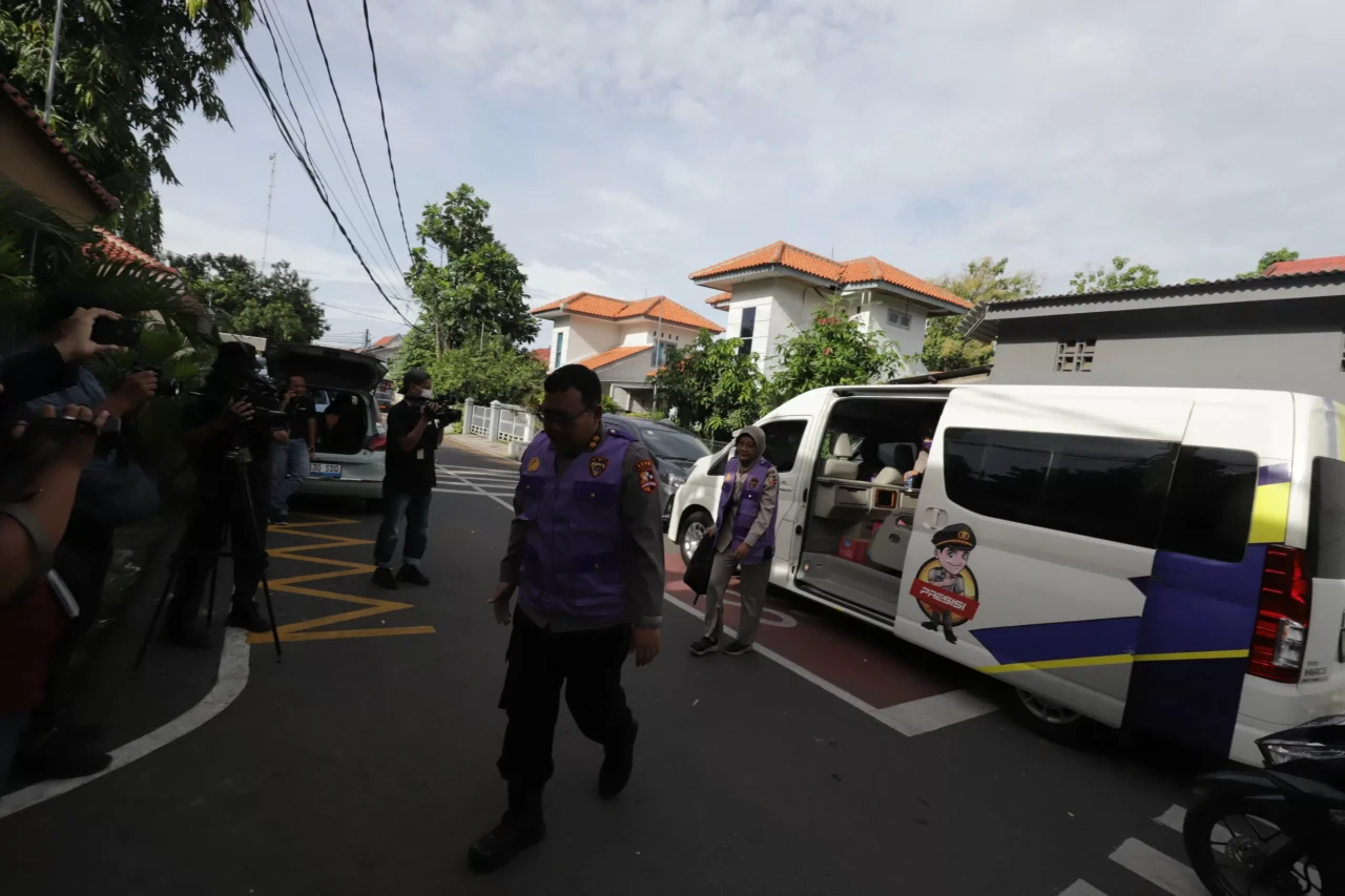 Petugas Psikologi Kepolisian...