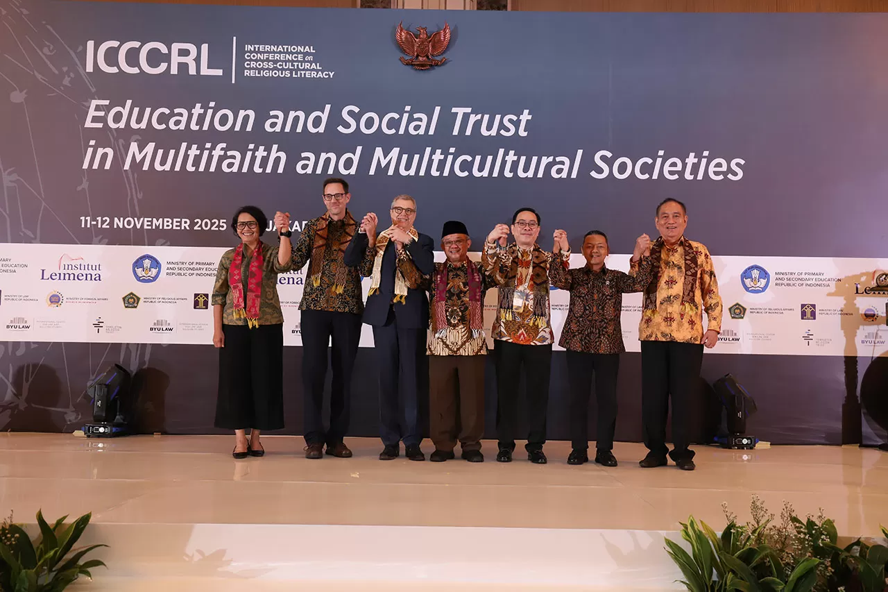 Konferensi Internasional...